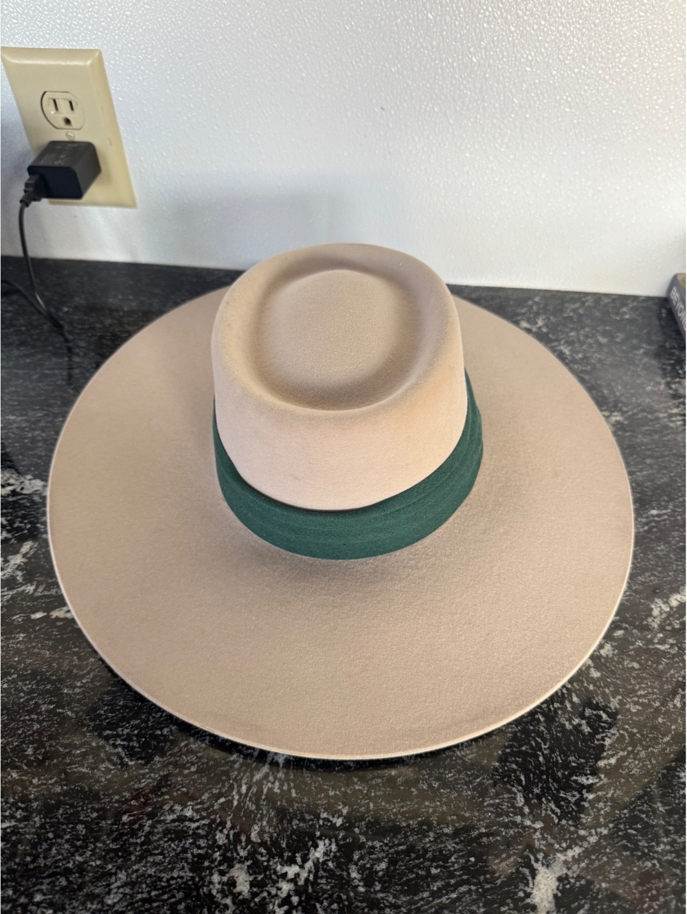 Be Bop Beige Wide Brim Fedora Hat with Green Band and Feather Accent, Size 7